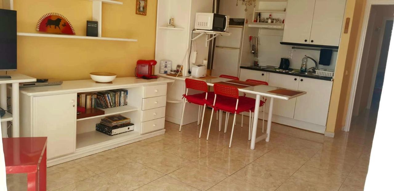 Sunny Self-Catering Apartment Costa Teguise, Lanzarote, Spain Ngoại thất bức ảnh