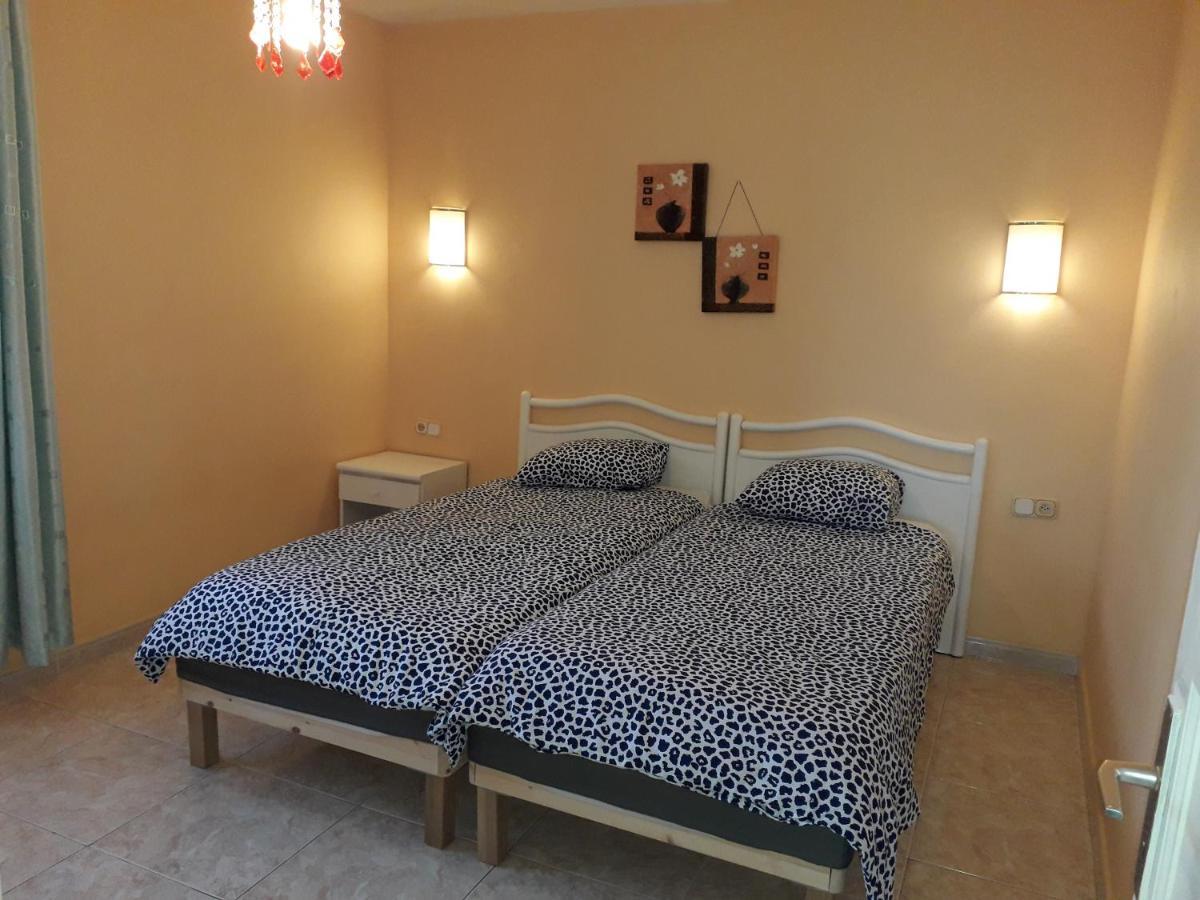 Sunny Self-Catering Apartment Costa Teguise, Lanzarote, Spain Ngoại thất bức ảnh